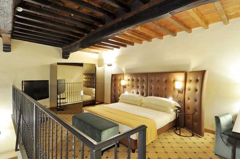 Hôtel Castello Visconteo à Cassano dʼAdda Extérieur photo
